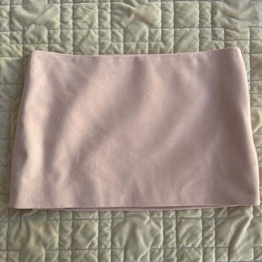Khaite Jett Skirt in Soft Pink Suede sz 6 NWT